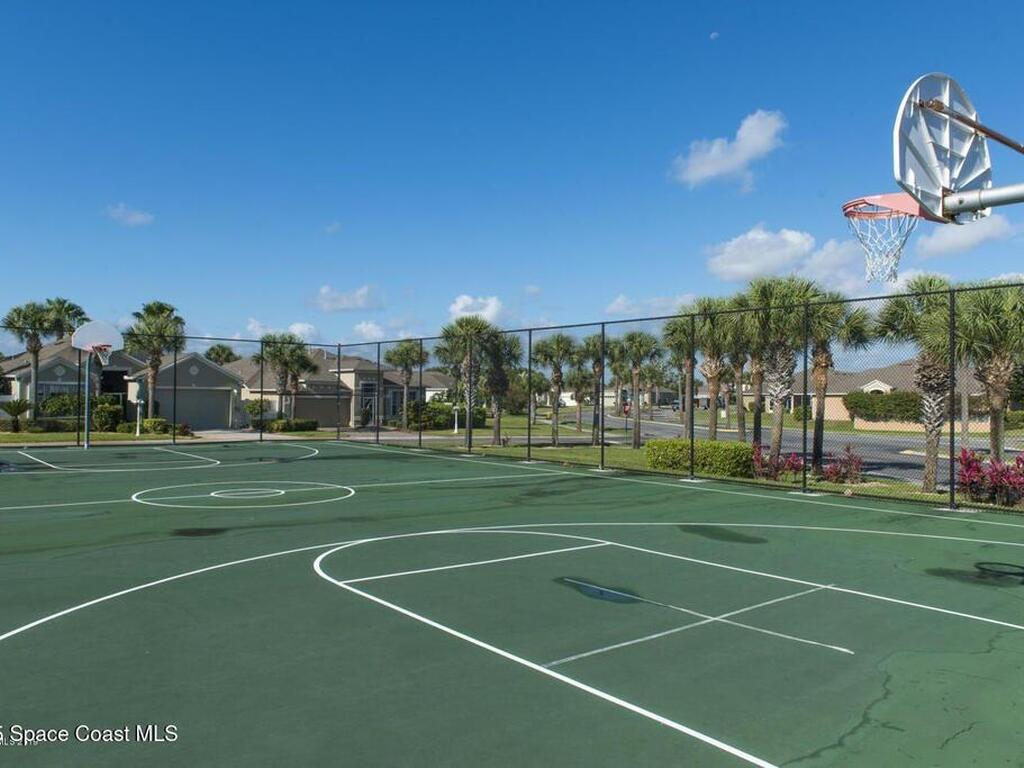 3381 Titanic Circle, Indialantic, FL 32903