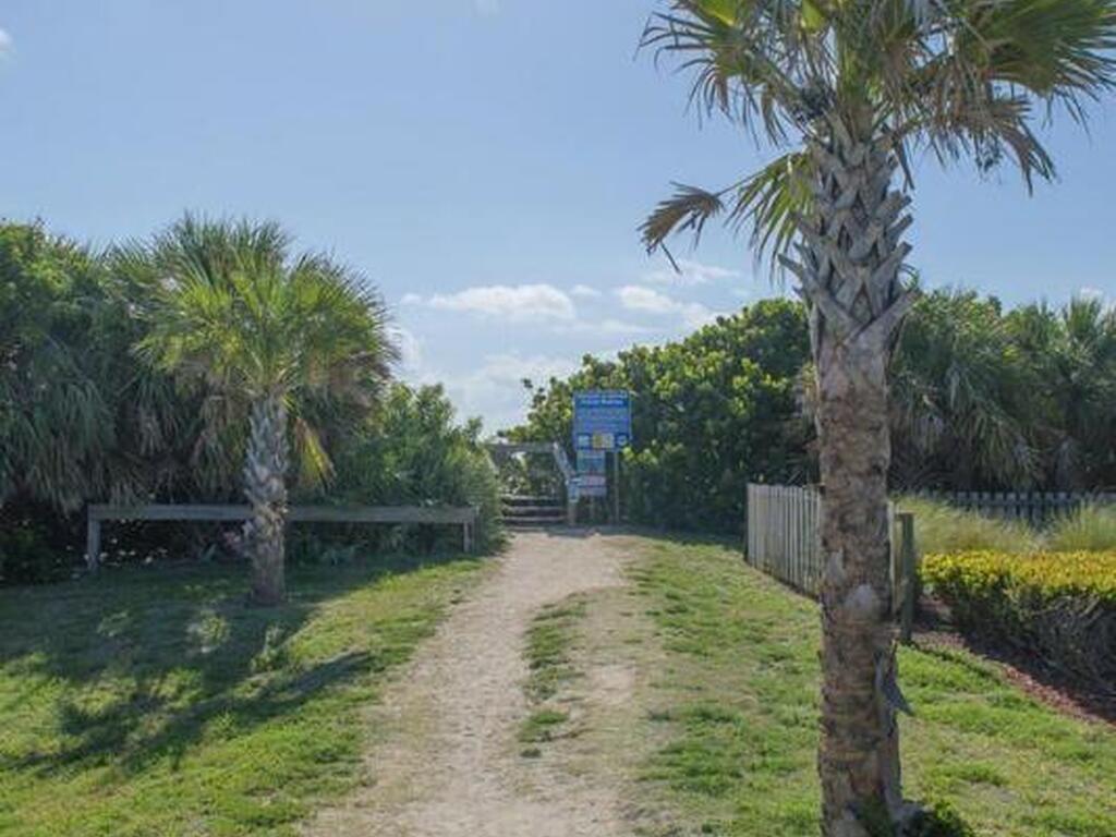 3381 Titanic Circle, Indialantic, FL 32903