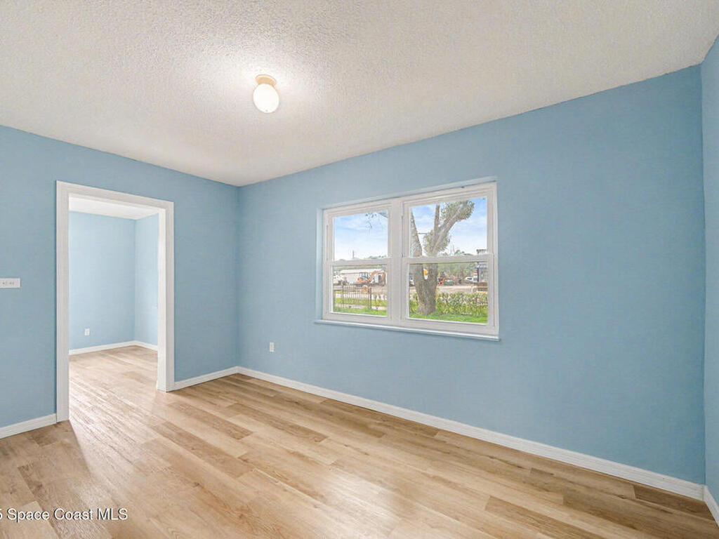 3527 Old Dixie Highway, Mims, FL 32754