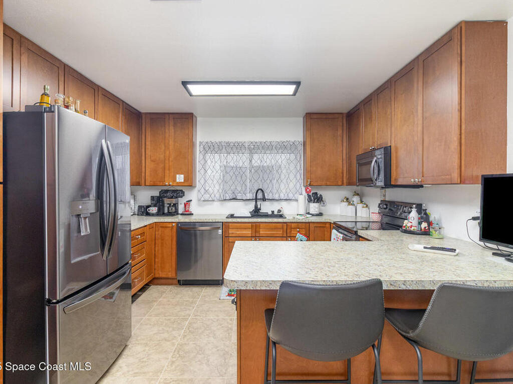 1679 Dawes Road, Palm Bay, FL 32905