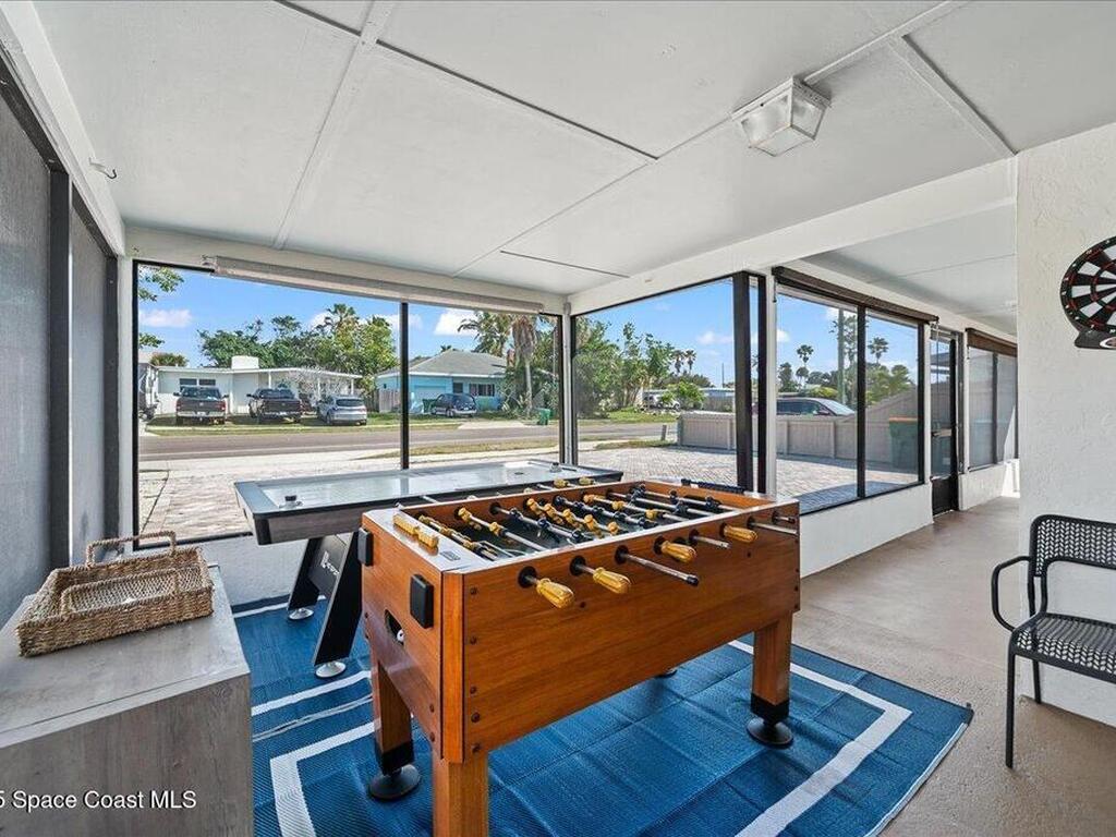 1350 S Orlando Avenue, Cocoa Beach, FL 32931