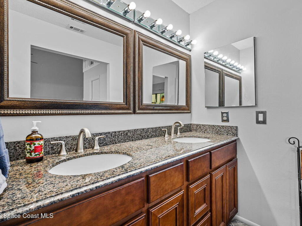 330 Lofts Drive, Melbourne, FL 32940