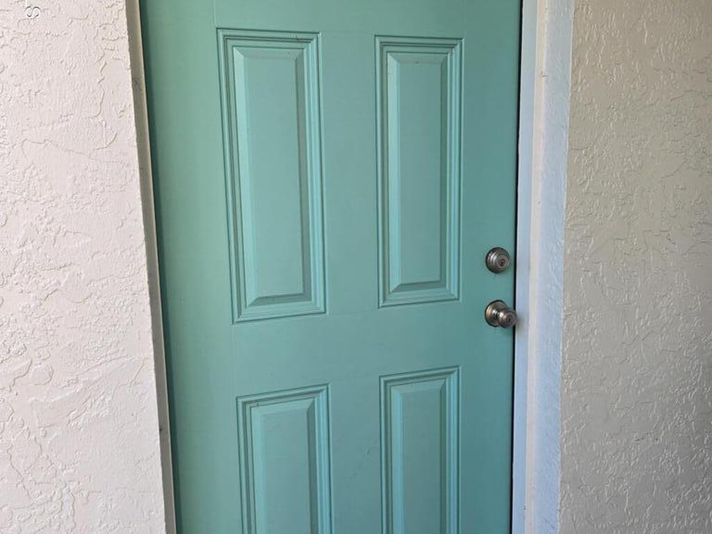 0000 Pineapple Avenue, Melbourne, FL 32935