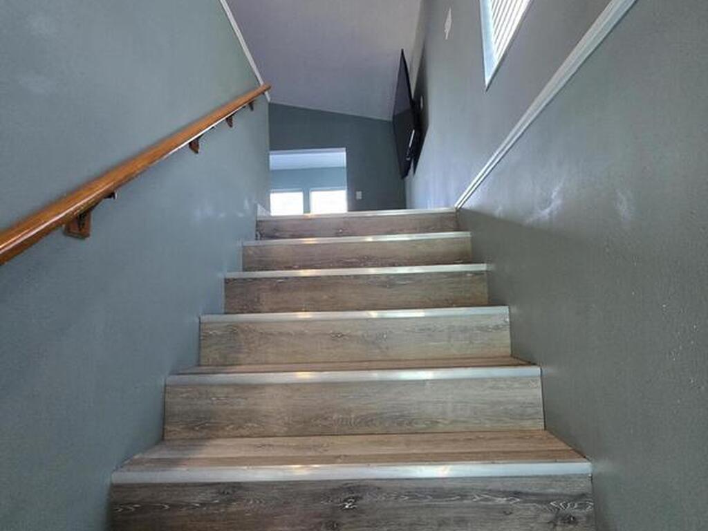 0000 Pineapple Avenue, Melbourne, FL 32935