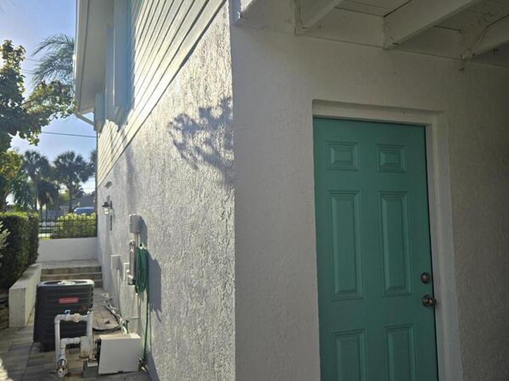 0000 Pineapple Avenue, Melbourne, FL 32935