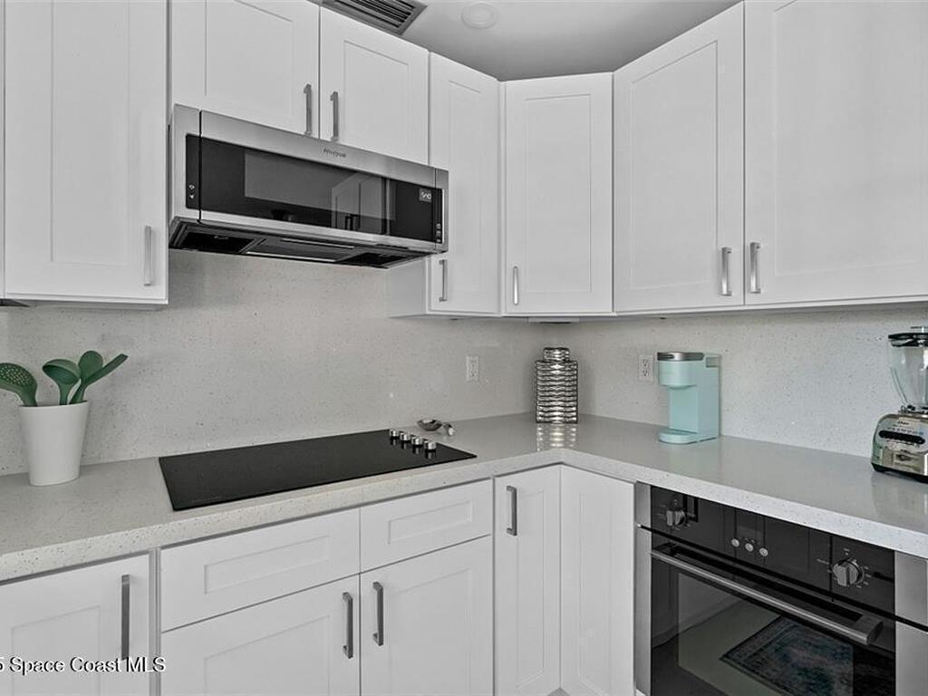 2800 Indian River Boulevard, Vero Beach, FL 32960