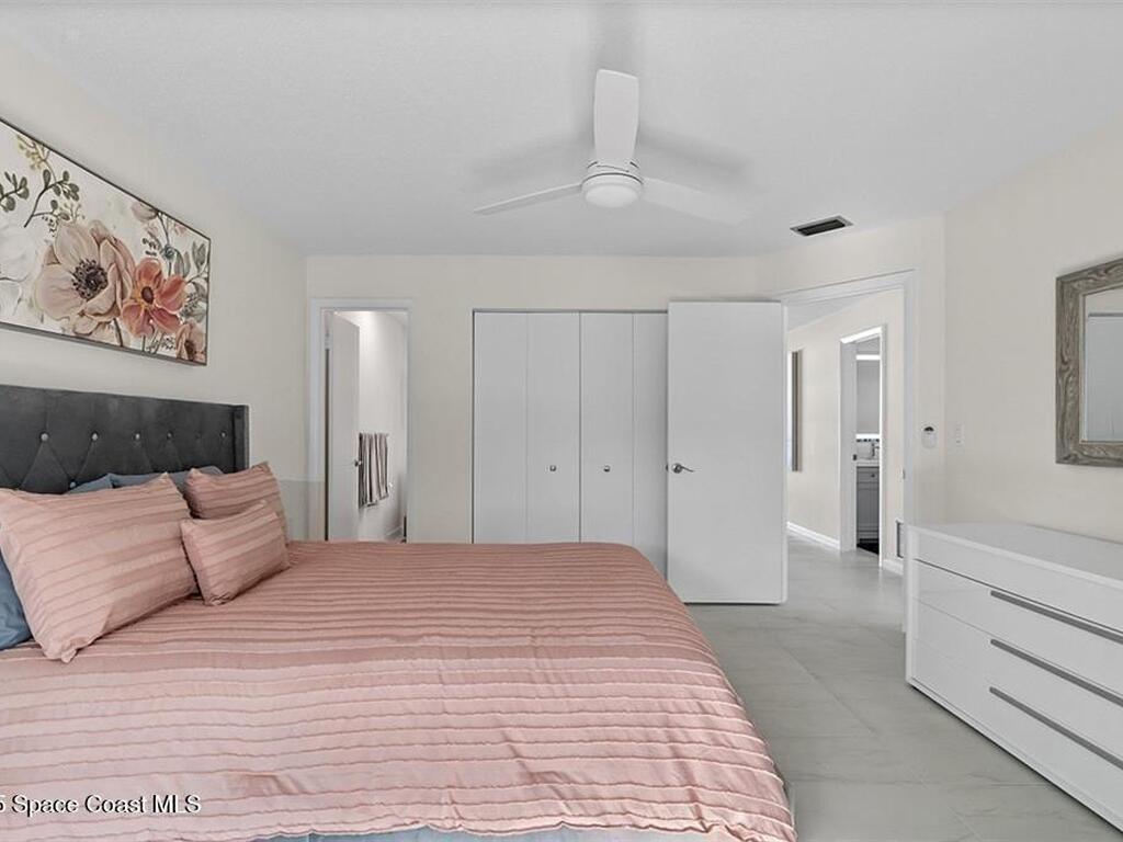 2800 Indian River Boulevard, Vero Beach, FL 32960