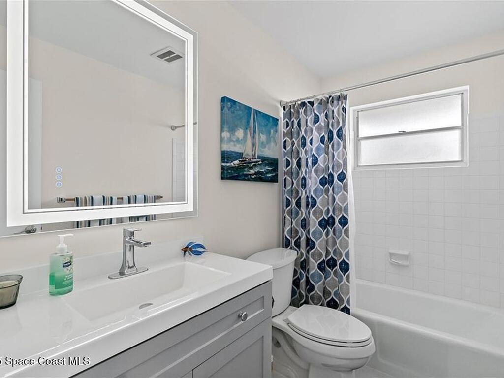 2800 Indian River Boulevard, Vero Beach, FL 32960