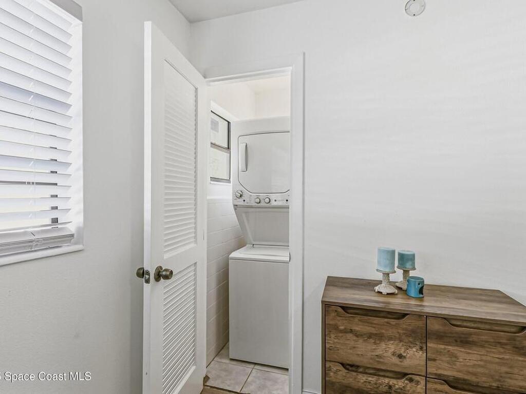 300 S Orlando Avenue, Cocoa Beach, FL 32931