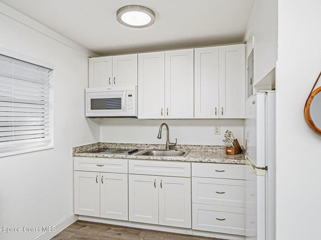 300 S Orlando Avenue, Cocoa Beach, FL 32931