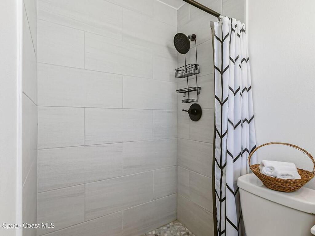 300 S Orlando Avenue, Cocoa Beach, FL 32931