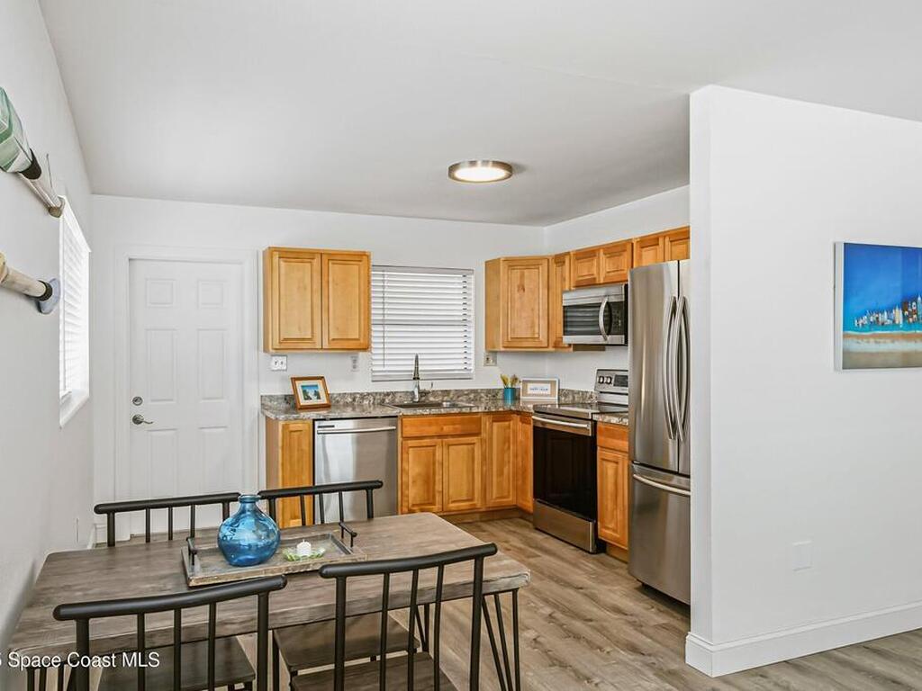 300 S Orlando Avenue, Cocoa Beach, FL 32931