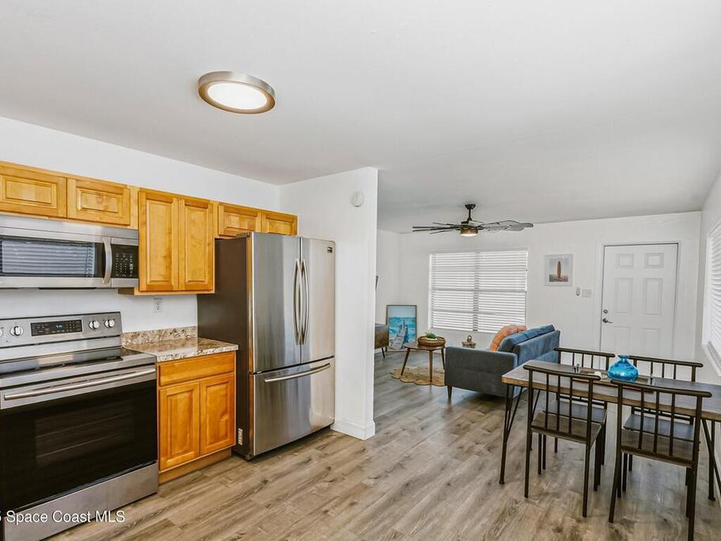 300 S Orlando Avenue, Cocoa Beach, FL 32931