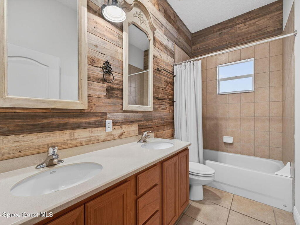 2740 Waring Lane, Malabar, FL 32950