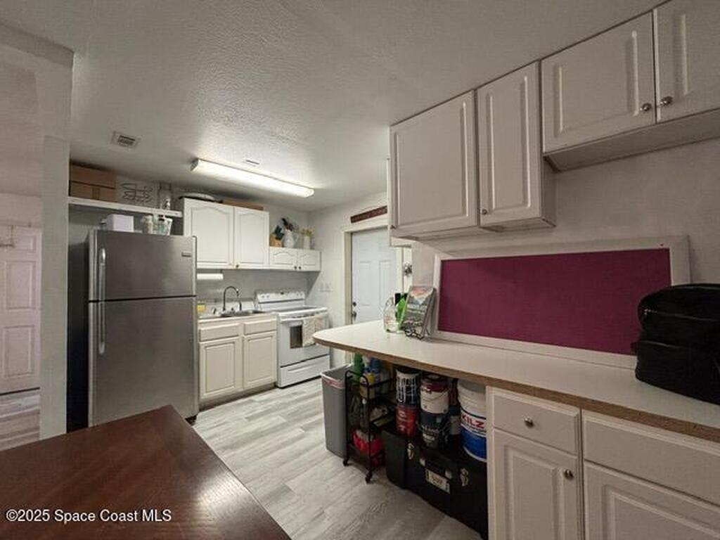 9590 Primrose Drive, Micco, FL 32976