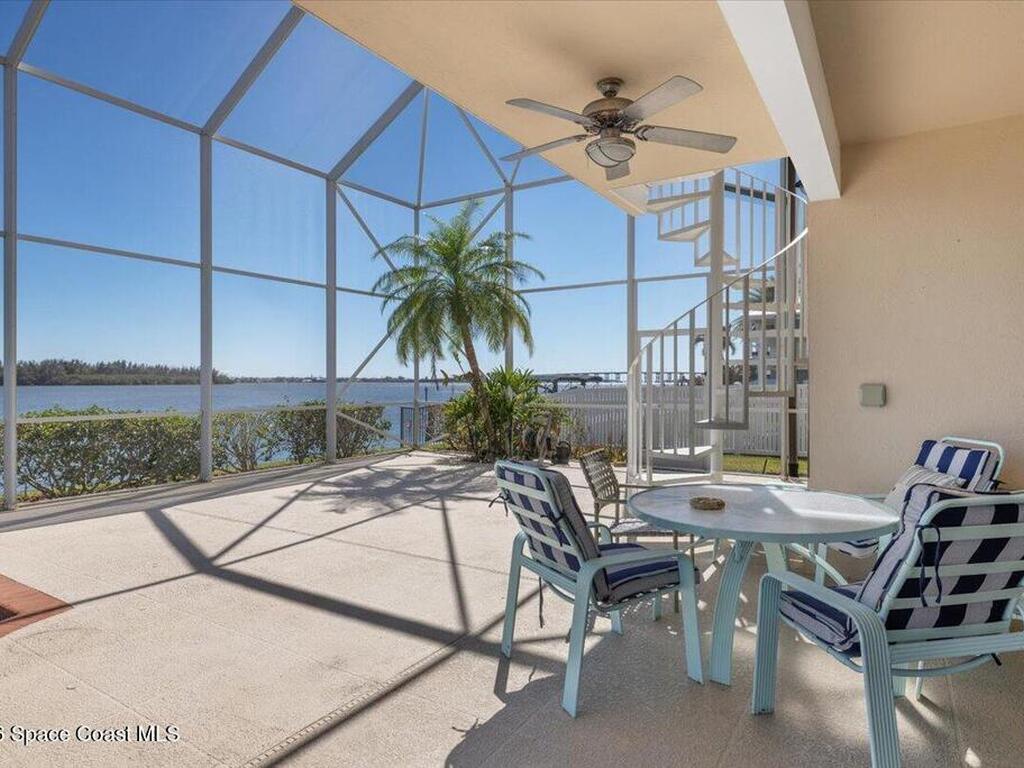 2 Sea Horse Lane, Vero Beach, FL 32960