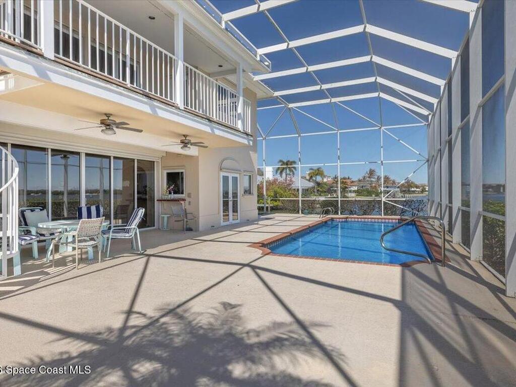 2 Sea Horse Lane, Vero Beach, FL 32960