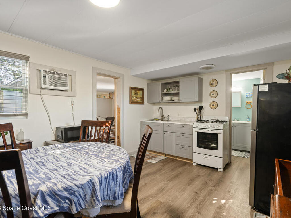 8280 Pine Ridge Trail, Sebastian, FL 32976