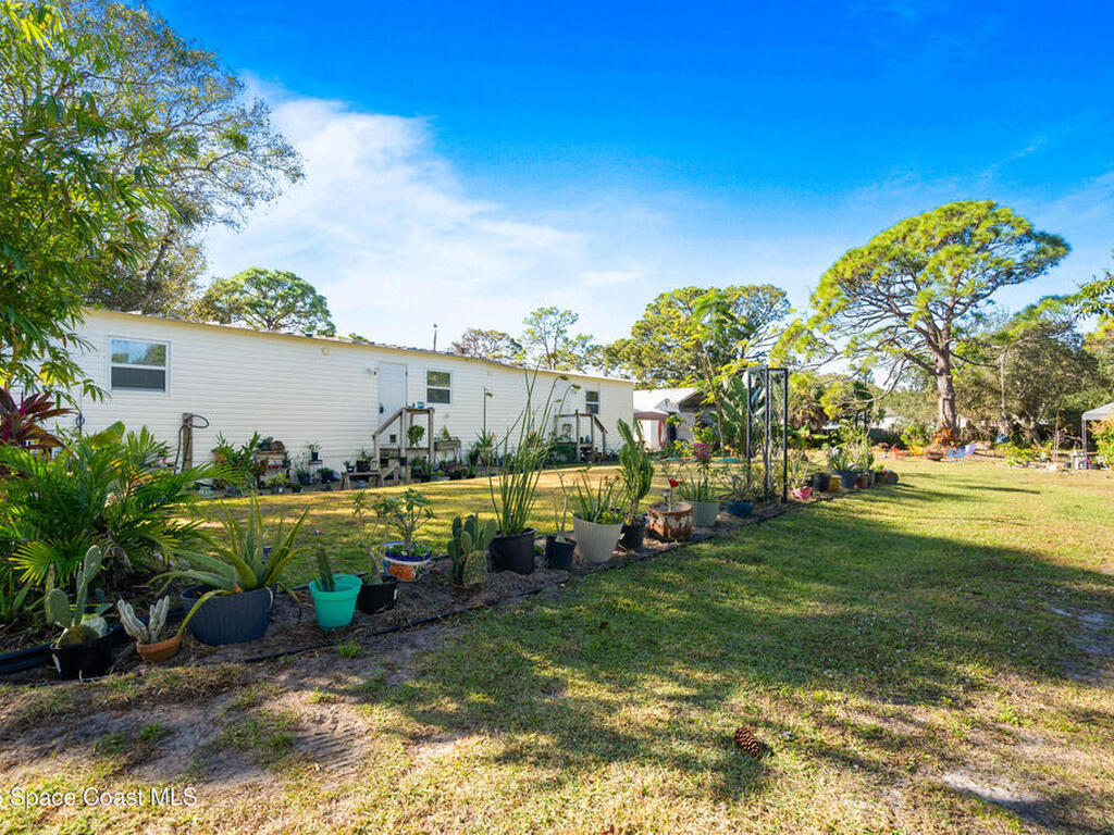 8280 Pine Ridge Trail, Sebastian, FL 32976