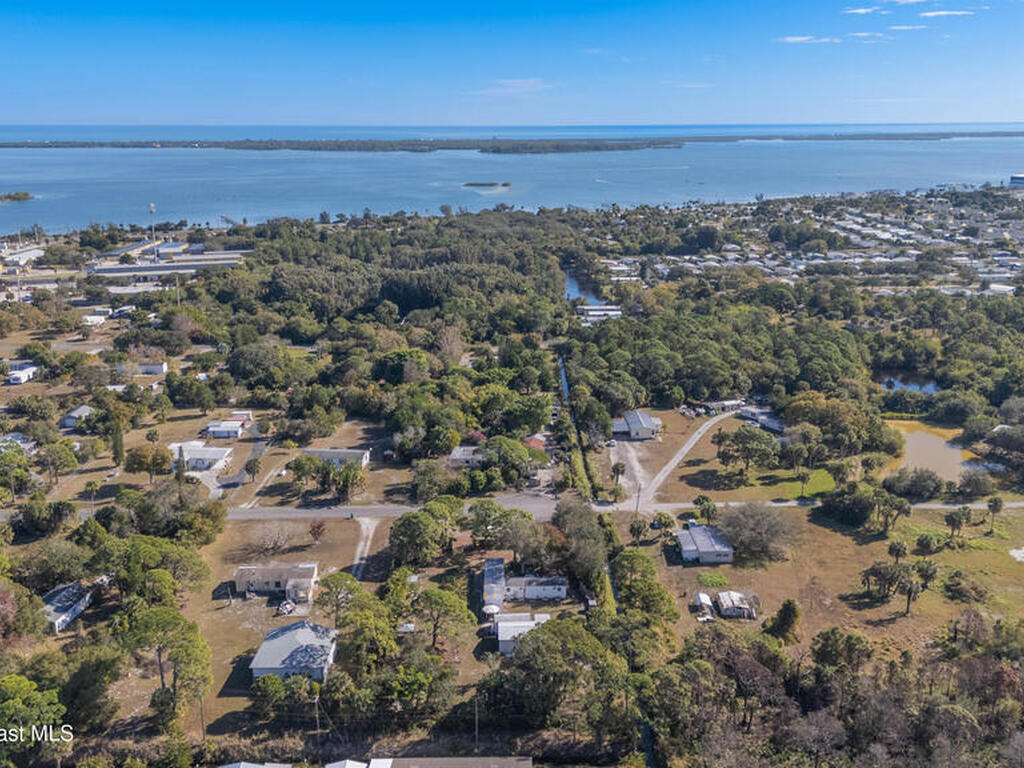 8280 Pine Ridge Trail, Sebastian, FL 32976