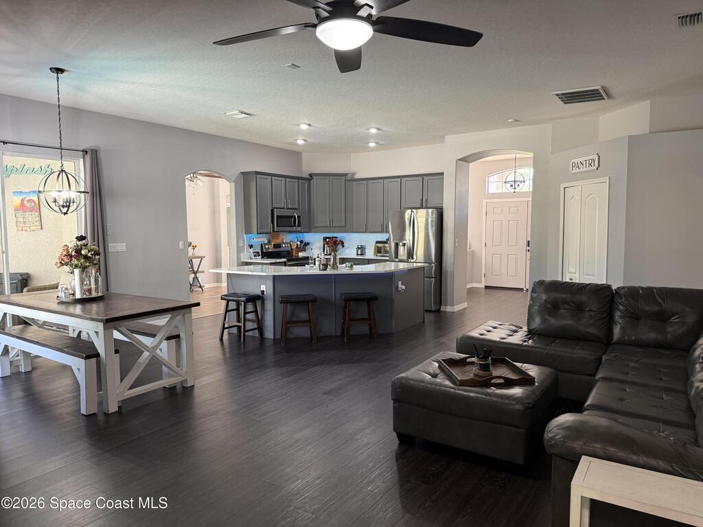 110 Ridgemont Circle, Palm Bay, FL 32909