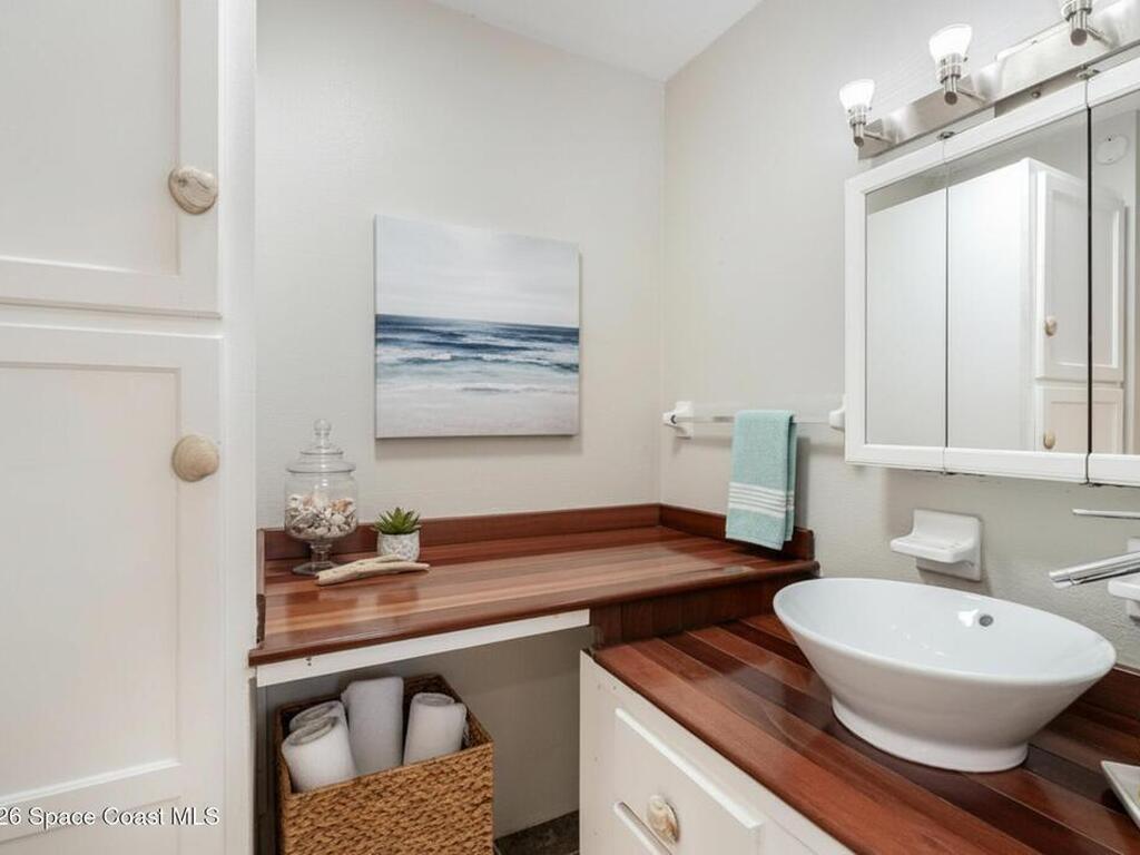 390 W Cocoa Beach Causeway, Cocoa Beach, FL 32931