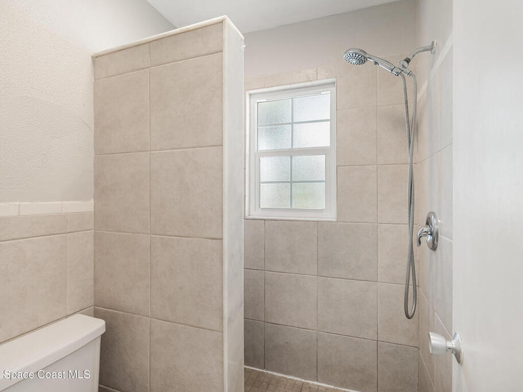 390 W Cocoa Beach Causeway, Cocoa Beach, FL 32931