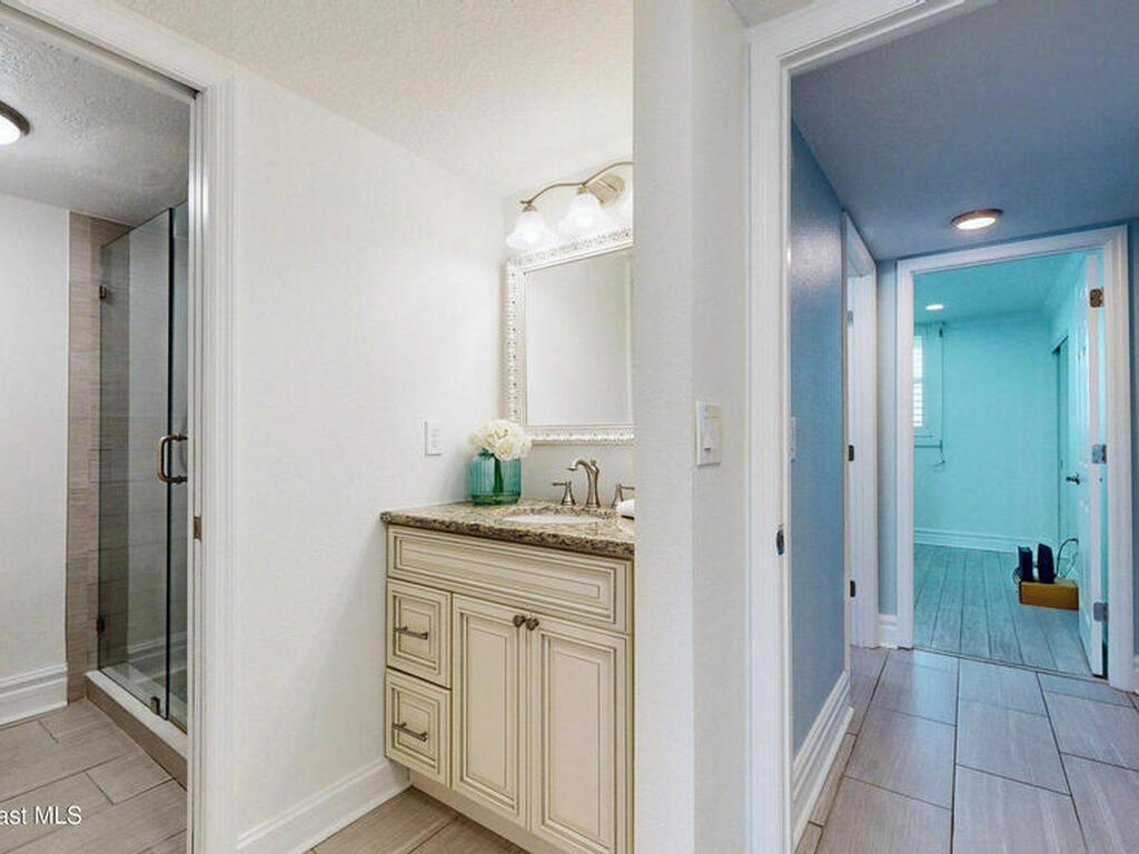 2815 S Atlantic Avenue, Cocoa Beach, FL 32931