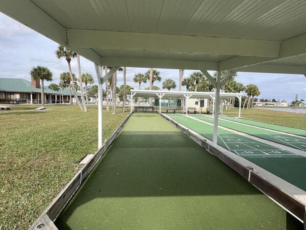 5380 Bannock Street, Micco, FL 32976