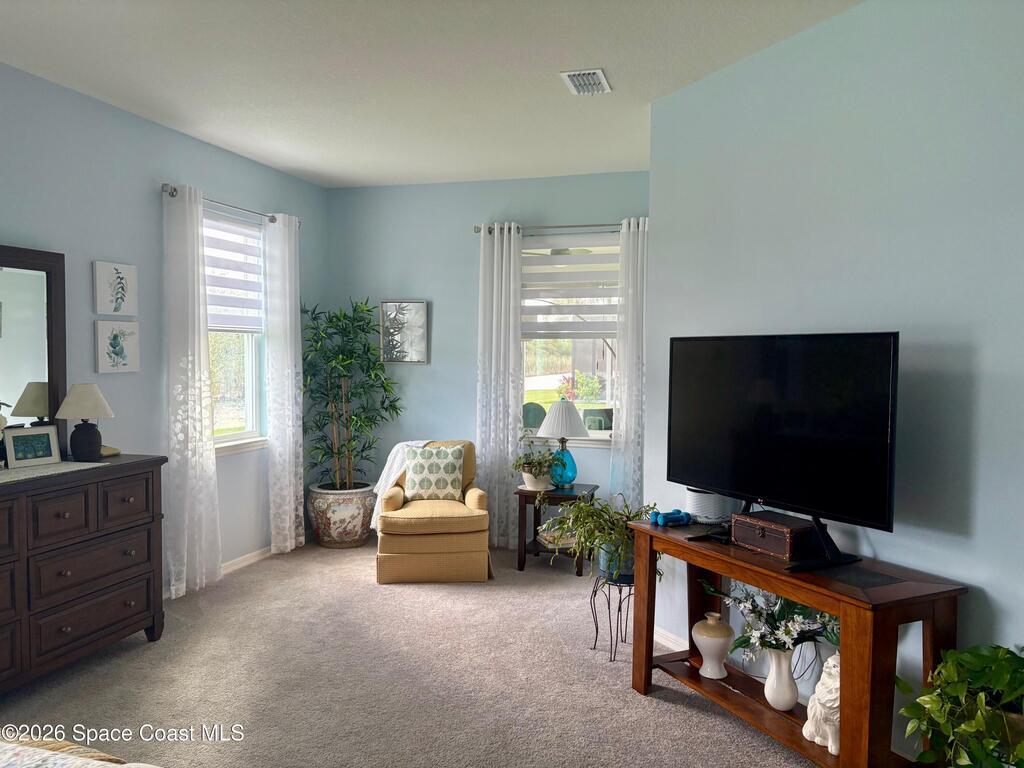 8352 Laguna Circle, Micco, FL 32976