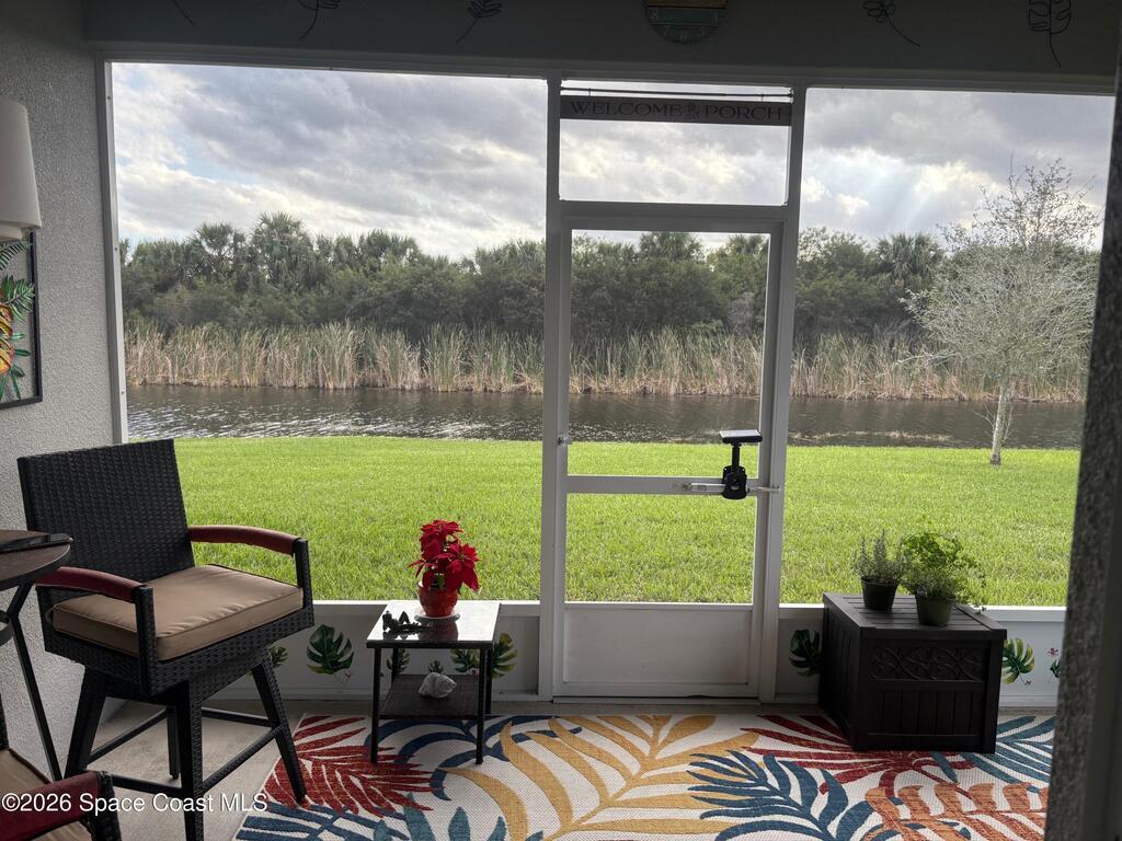 8352 Laguna Circle, Micco, FL 32976