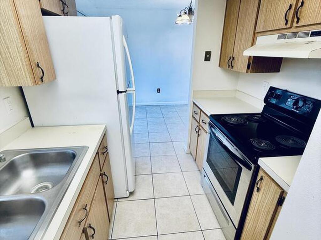 1301 Arlington Lane, Palm Bay, FL 32905