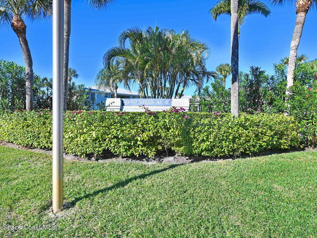 975 Sonesta Avenue, Palm Bay, FL 32905