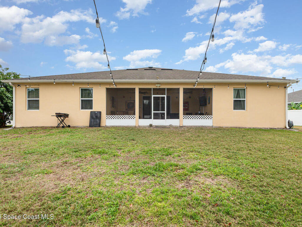 1421 Daystar Lane, Deltona, FL 32725