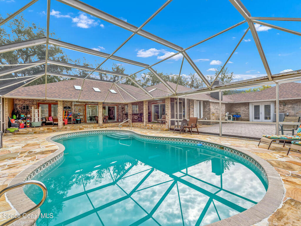 3200 Bird Song Court, Melbourne, FL 32934