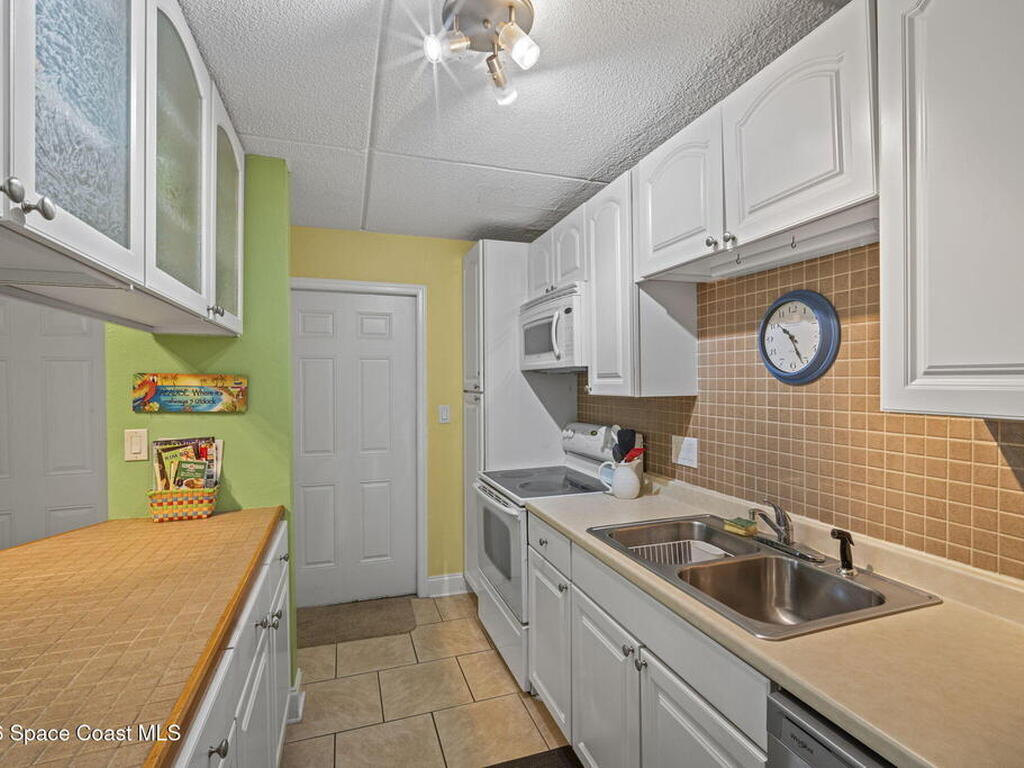 280 Hayes Avenue, Cocoa Beach, FL 32931