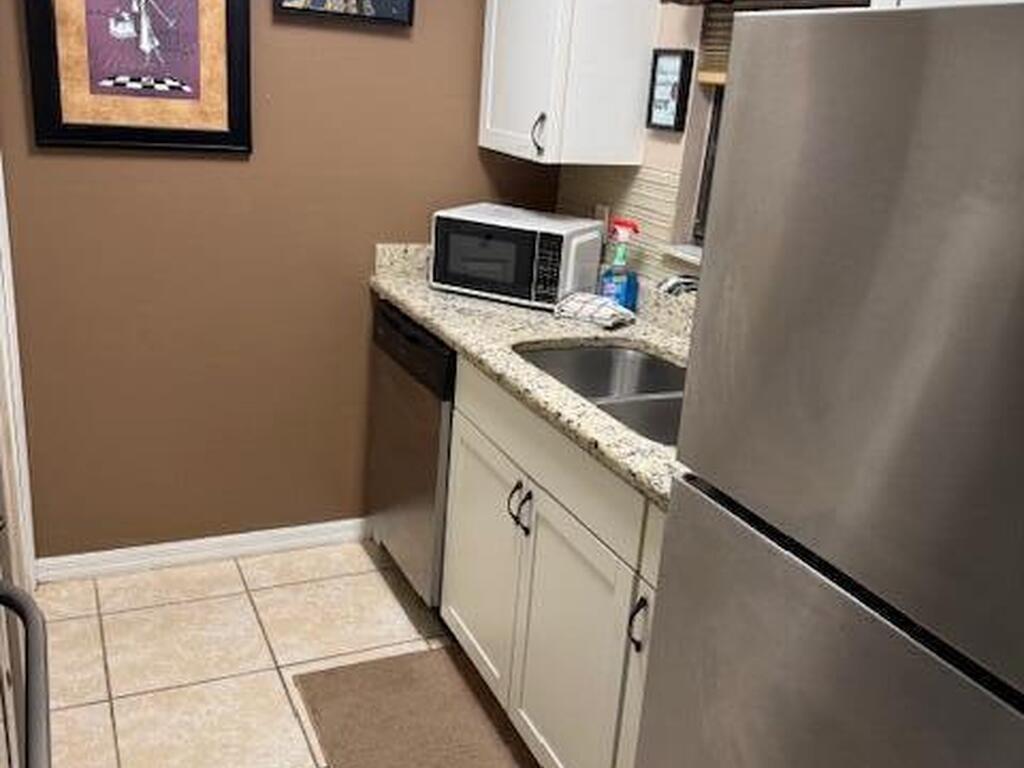 1300 Arlington Lane, Palm Bay, FL 32905