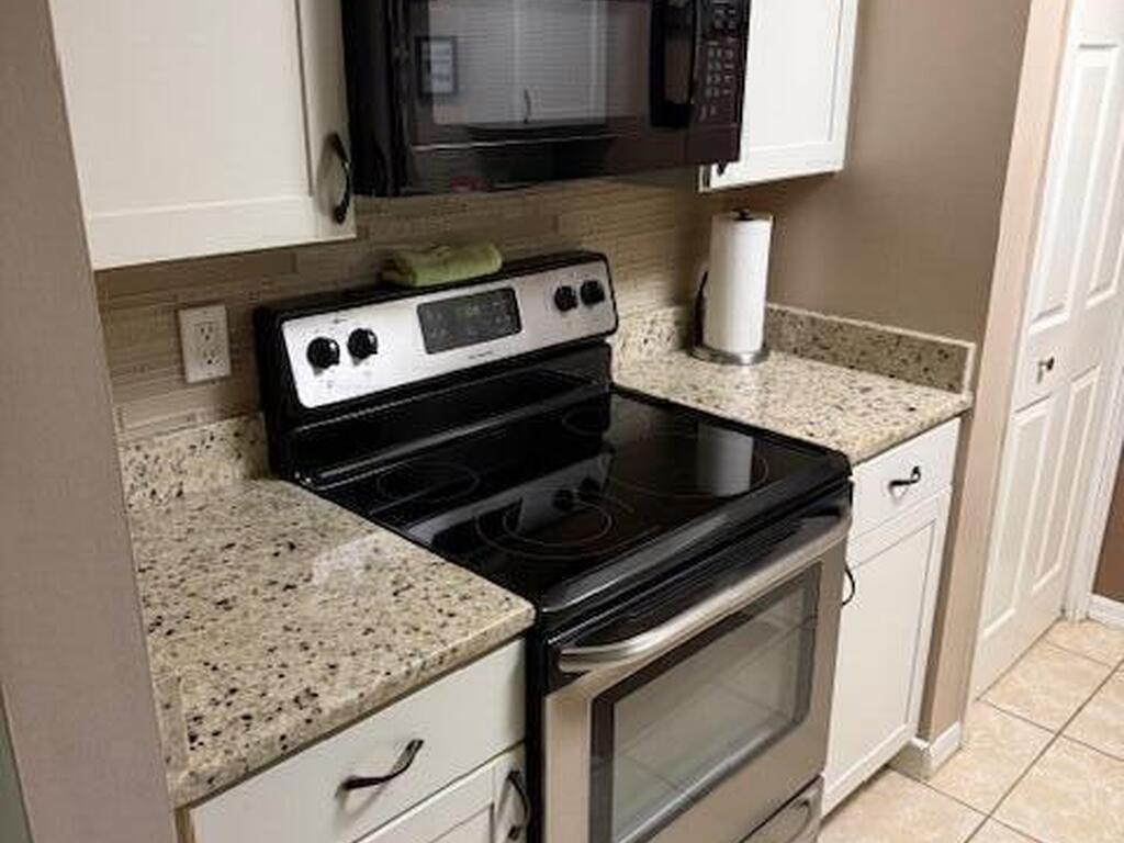 1300 Arlington Lane, Palm Bay, FL 32905