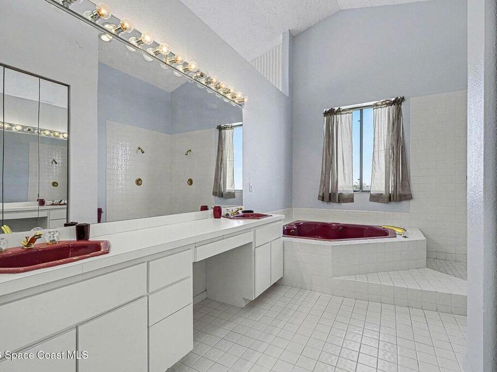 157 Saint Croix Avenue, Cocoa Beach, FL 32931