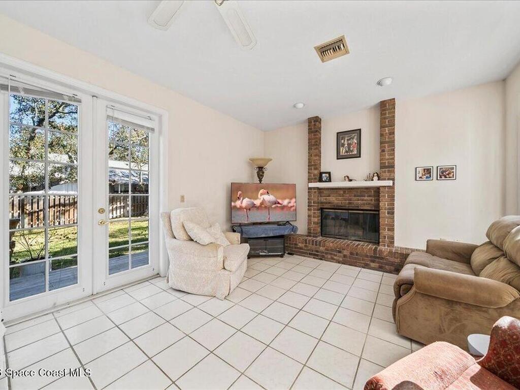 594 Hummingbird Drive, Indialantic, FL 32903