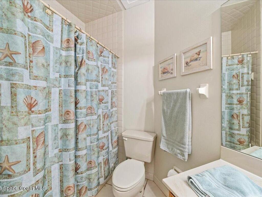 594 Hummingbird Drive, Indialantic, FL 32903