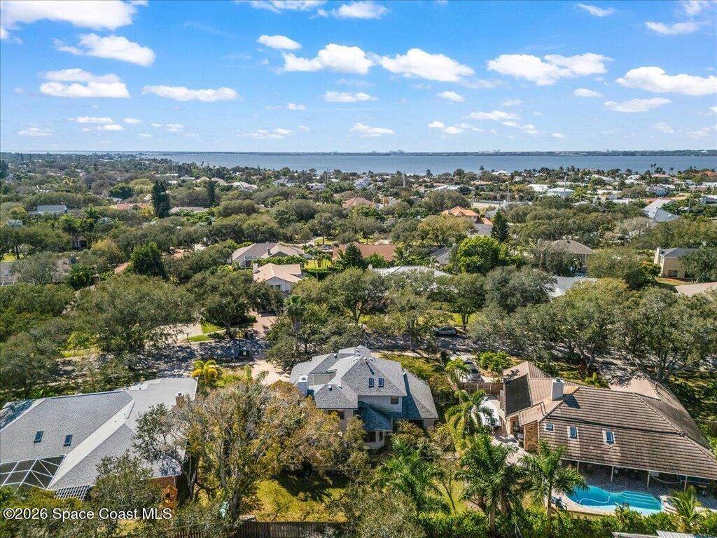 594 Hummingbird Drive, Indialantic, FL 32903