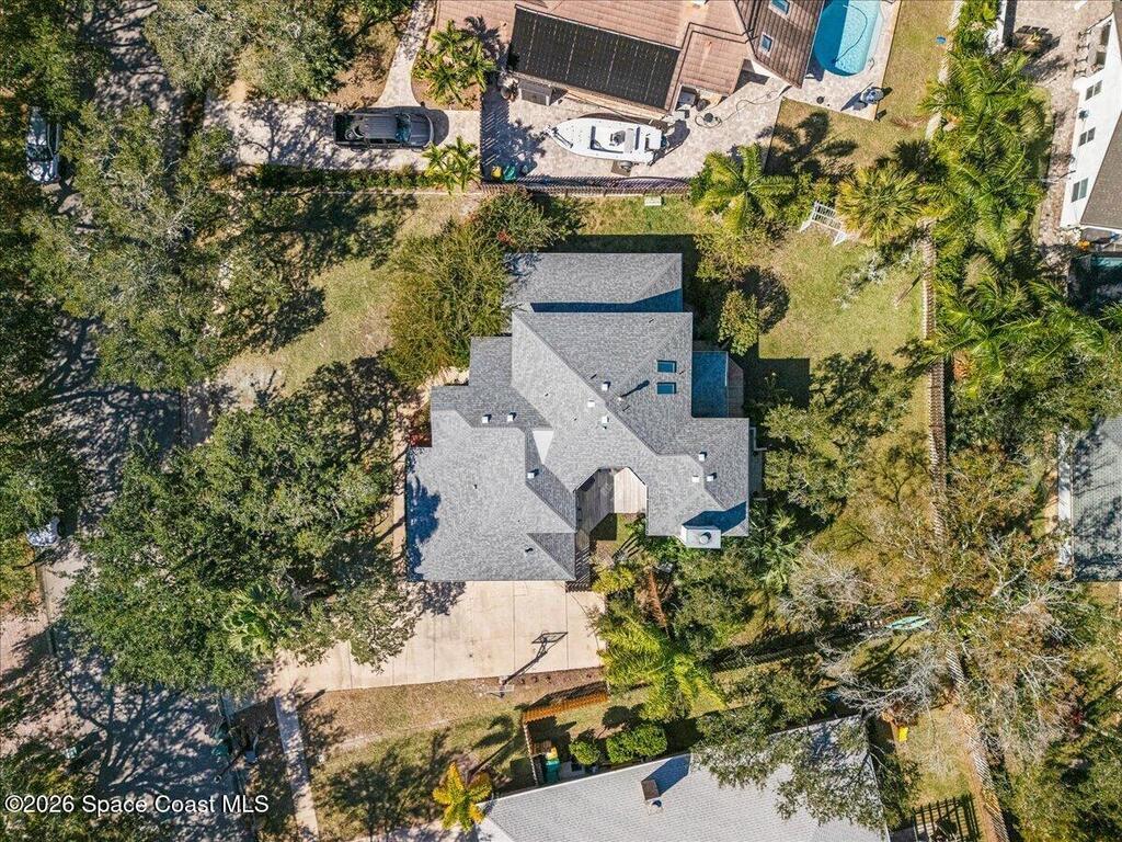 594 Hummingbird Drive, Indialantic, FL 32903