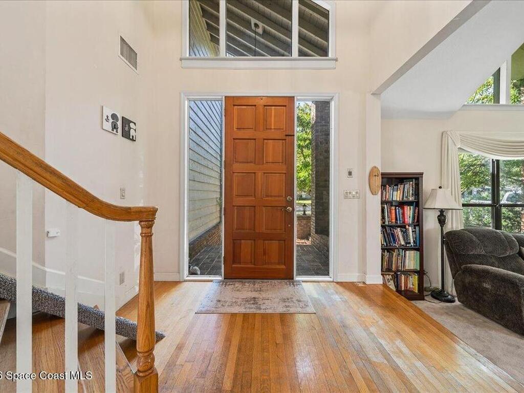 594 Hummingbird Drive, Indialantic, FL 32903