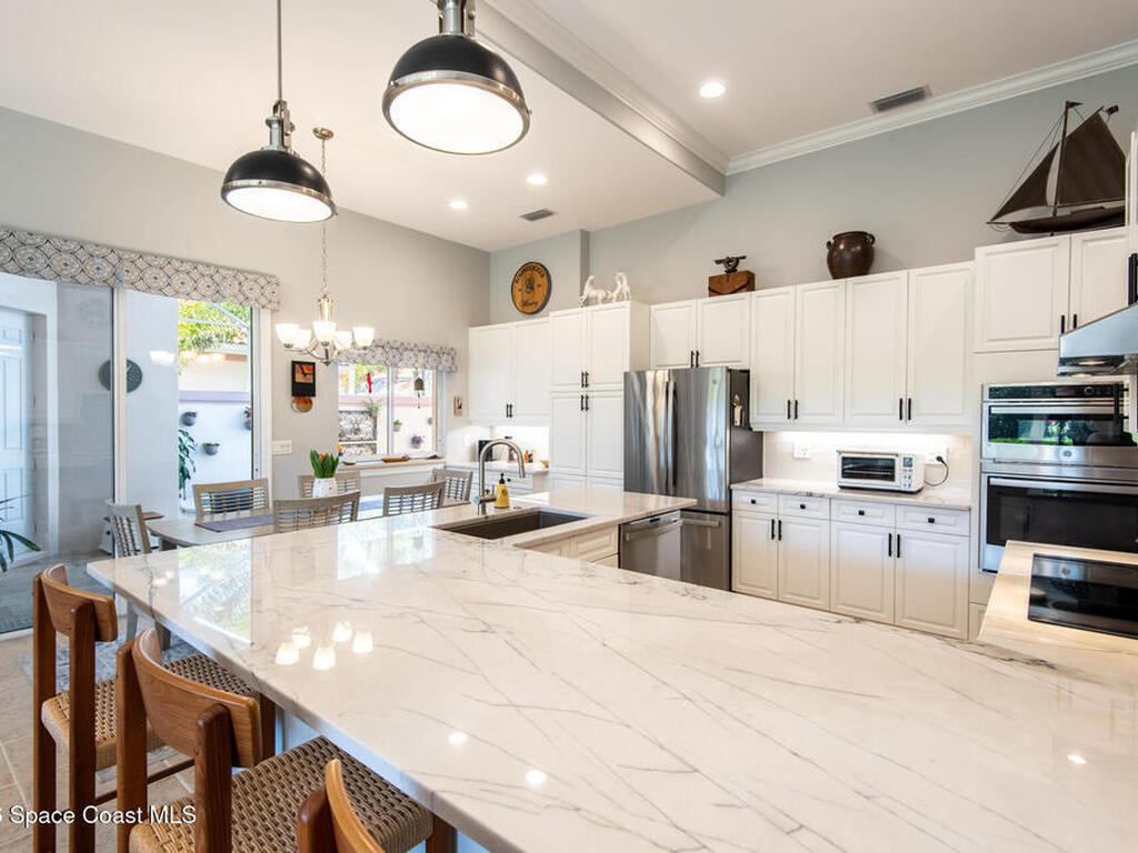 5115 Saint Philips Island Lane, Vero Beach, FL 32967