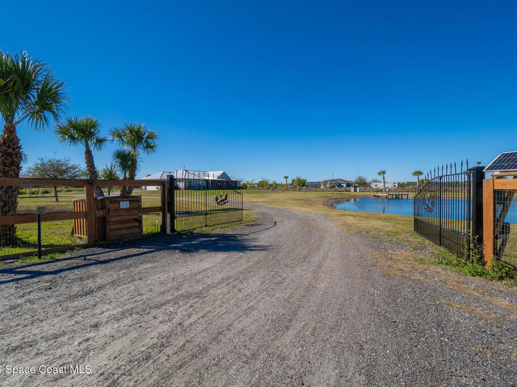 3440 Hammock Road, Mims, FL 32754