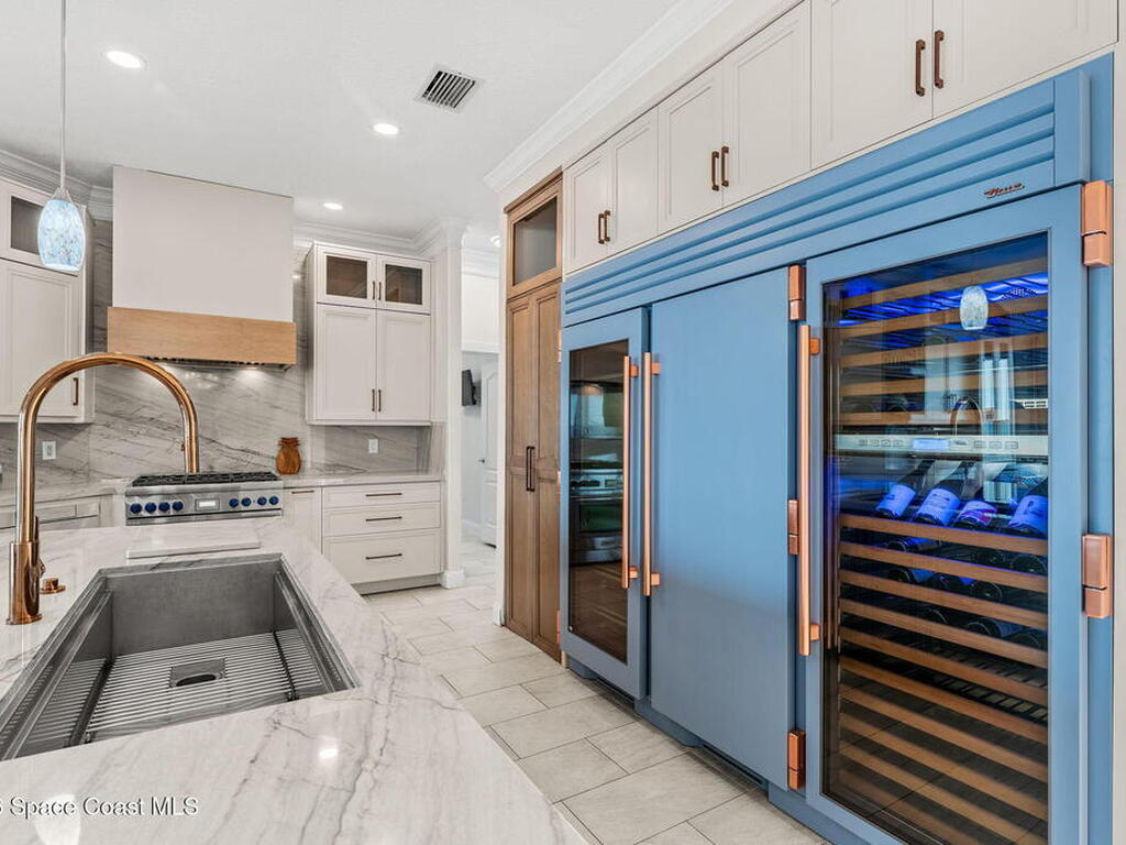 2189 Pineapple Avenue, Melbourne, FL 32935