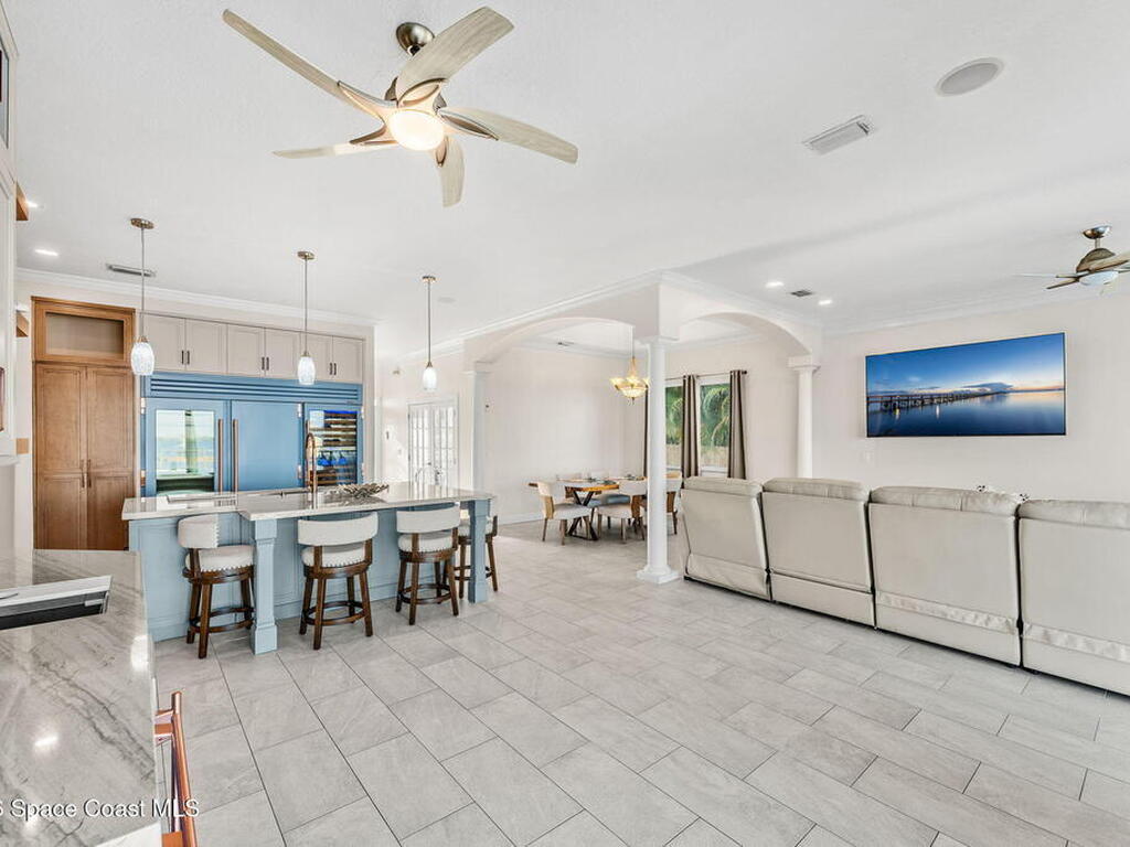 2189 Pineapple Avenue, Melbourne, FL 32935