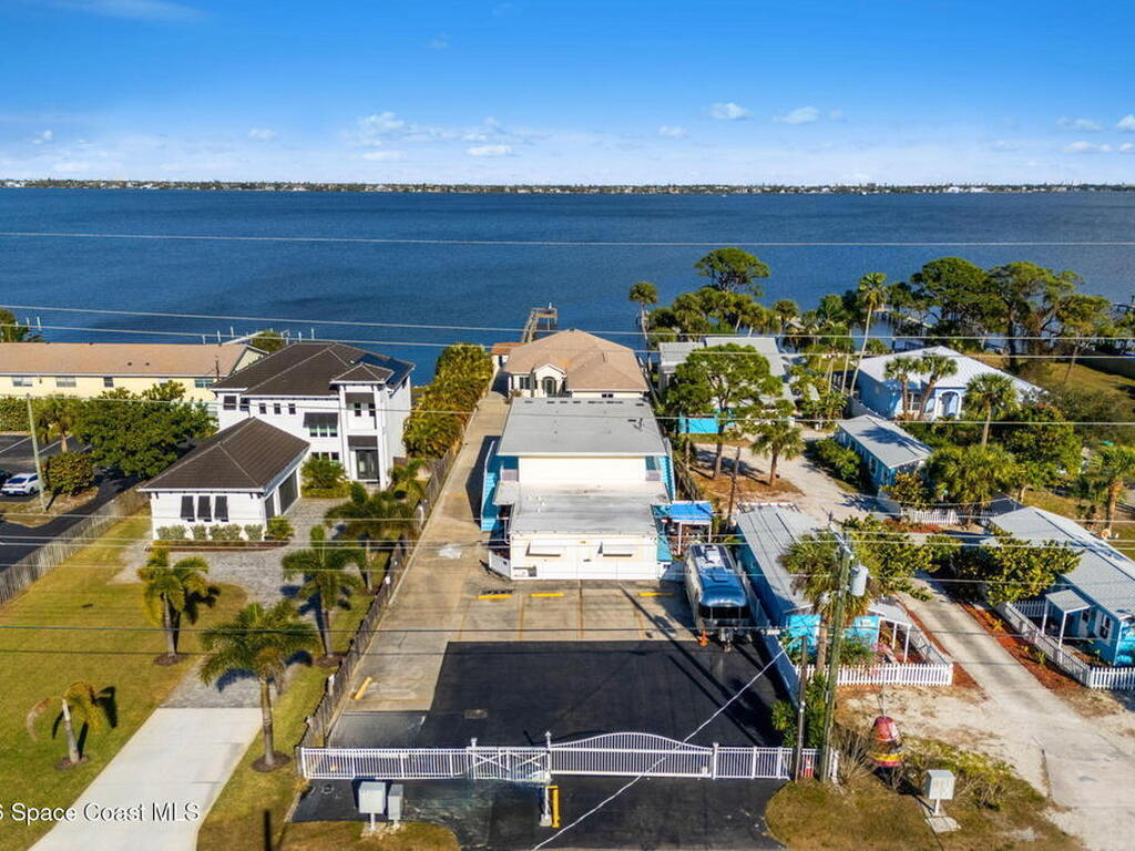 2189 Pineapple Avenue, Melbourne, FL 32935