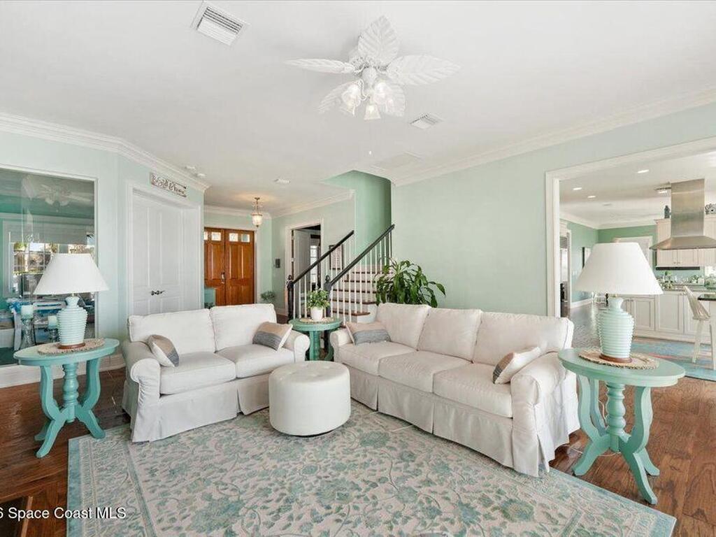 2555 S Tropical Trail, Merritt Island, FL 32952